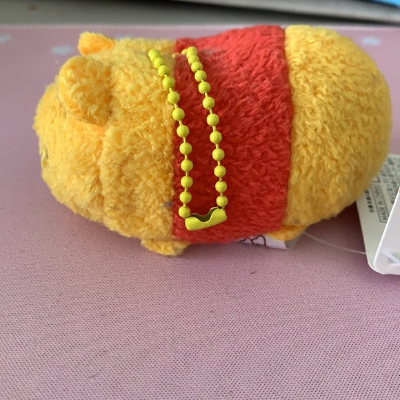 Disney Tsum Tsum Pooh - Picture 2 of 4